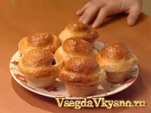 Булочки с черникой